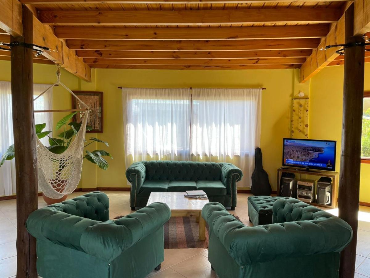 Hotel Ruca Nel à El Calafate Extérieur photo