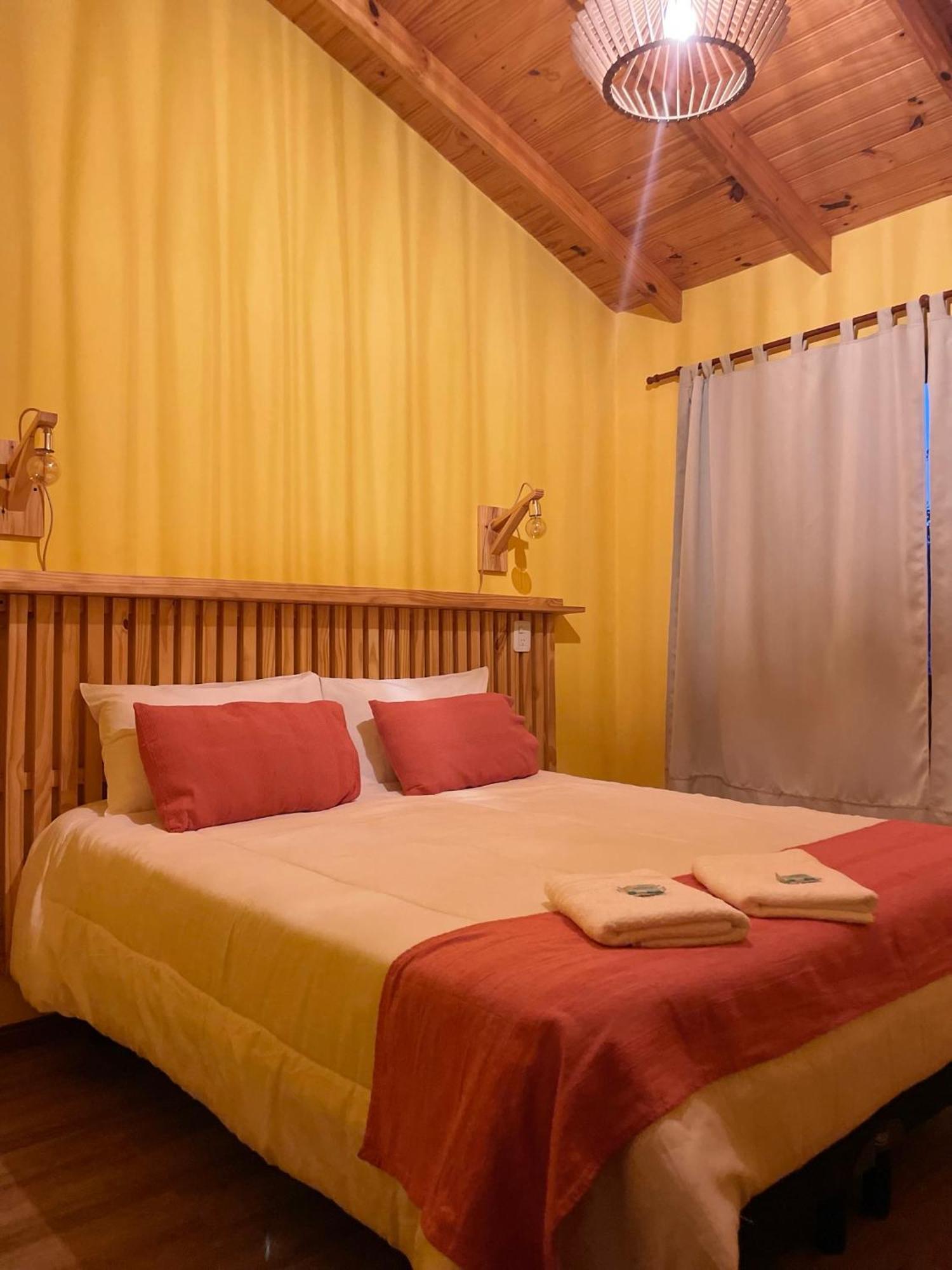 Hotel Ruca Nel à El Calafate Extérieur photo