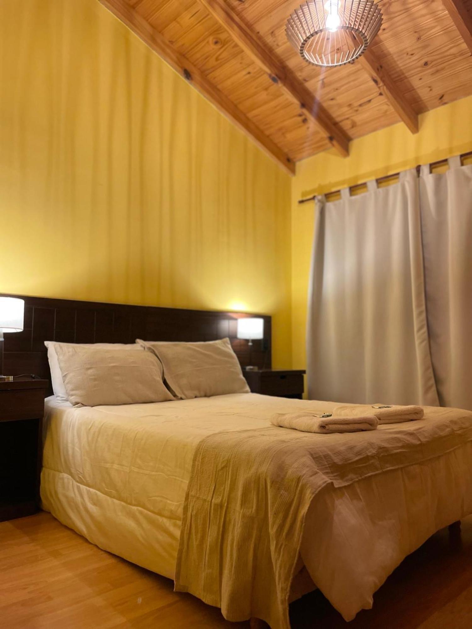 Hotel Ruca Nel à El Calafate Extérieur photo